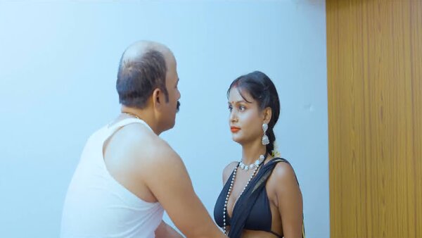 Kaandwali Return 2025 EP02 Hindi Sex Full Web Series – MoodX